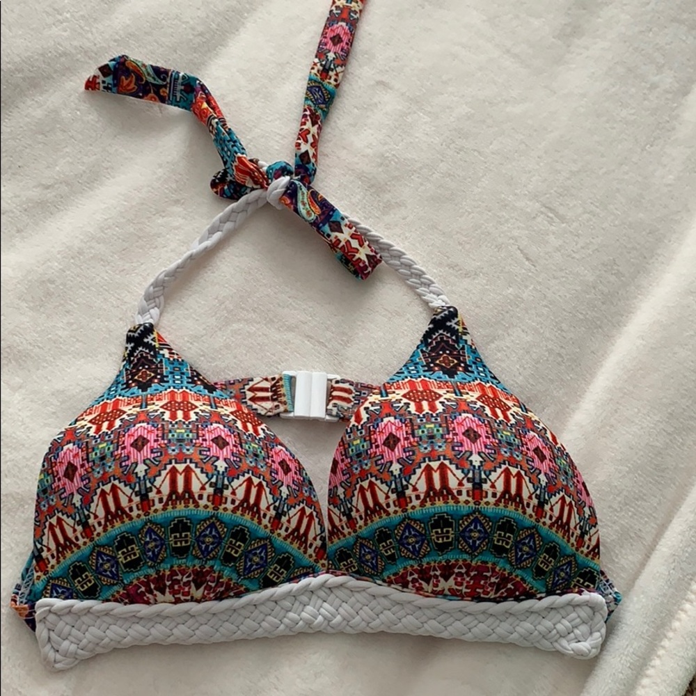 Pattern bikini top
